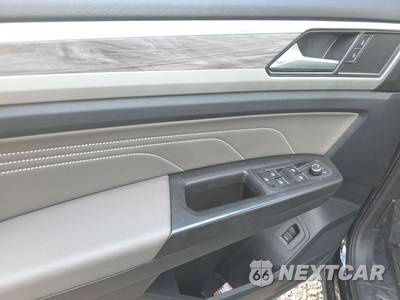 2023 Volkswagen Atlas Cross Sport 3.6L V6 SE w/Technology - zdjęcie 9 z 24 - miniatura