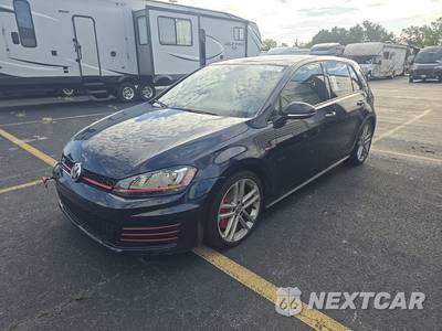 2017 Volkswagen Golf GTI SE Hatchback