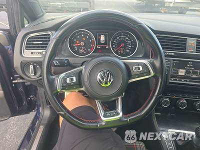 2017 Volkswagen Golf GTI SE Hatchback - zdjęcie 10 z 32 - miniatura
