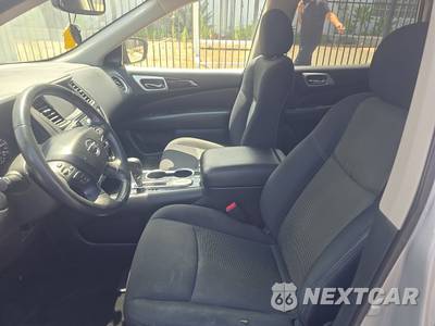 2019 Nissan Pathfinder SV - zdjęcie 7 z 23 - miniatura