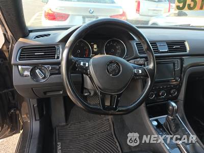 2019 Volkswagen Passat Wolfsburg - zdjęcie 10 z 19 - miniatura