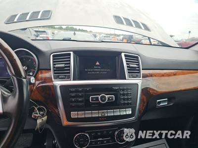 2015 Mercedes-Benz GL 550 4MATIC - zdjęcie 11 z 27 - miniatura