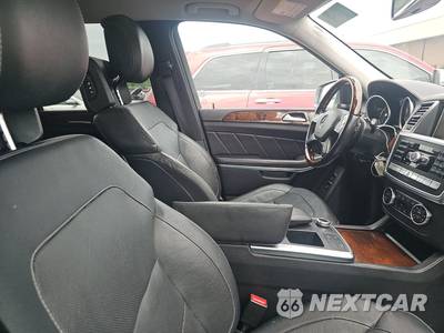 2015 Mercedes-Benz GL 550 4MATIC - zdjęcie 8 z 27 - miniatura