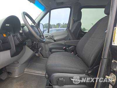 2015 Mercedes-Benz Sprinter 2500 Passenger Van Standard Roof 144.3" WB - zdjęcie 7 z 34 - miniatura