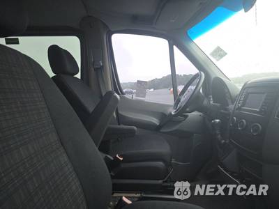 2015 Mercedes-Benz Sprinter 2500 Passenger Van Standard Roof 144.3" WB - zdjęcie 8 z 34 - miniatura