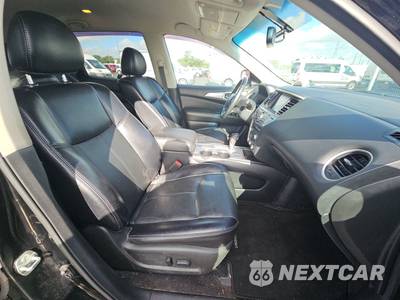 2020 Nissan Pathfinder SL - zdjęcie 8 z 19 - miniatura