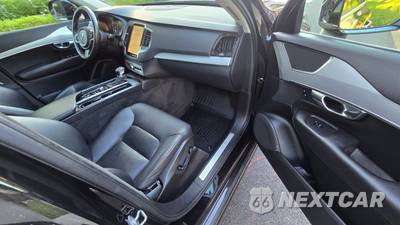 2016 Volvo XC90 T6 Momentum - zdjęcie 16 z 32 - miniatura