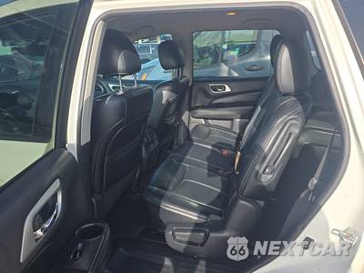 2015 Nissan Pathfinder SL - zdjęcie 13 z 19 - miniatura