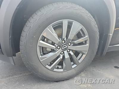 2024 Nissan Pathfinder SV - zdjęcie 8 z 26 - miniatura