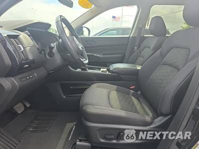 2024 Nissan Pathfinder SV - zdjęcie 13 z 26 - miniatura