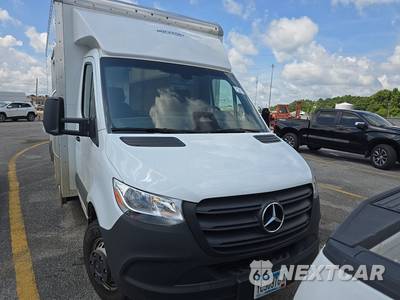 2025 Mercedes-Benz Sprinter 3500XD Cab Chassis DRW - zdjęcie 2 z 20 - miniatura