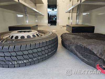 2025 Mercedes-Benz Sprinter 3500XD Cab Chassis DRW - zdjęcie 15 z 19 - miniatura