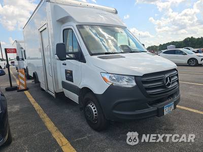 2025 Mercedes-Benz Sprinter 3500XD Cab Chassis DRW - zdjęcie 3 z 19 - miniatura