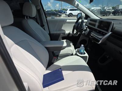 2024 Hyundai IONIQ 5 Limited - zdjęcie 8 z 33 - miniatura