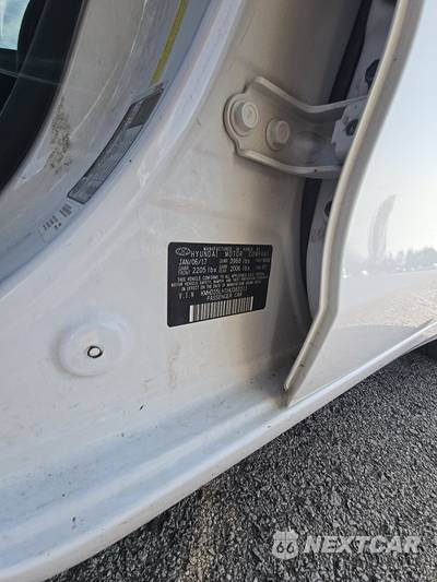 2017 Hyundai Elantra GT Hatchback - zdjęcie 14 z 29 - miniatura