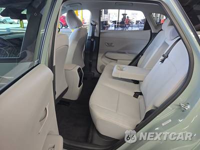 2024 Hyundai Kona Electric SEL - zdjęcie 13 z 38 - miniatura