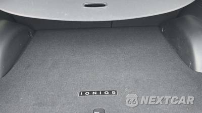 2024 Hyundai IONIQ 5 Limited - zdjęcie 24 z 30 - miniatura