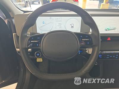 2024 Hyundai IONIQ 5 SE - zdjęcie 10 z 23 - miniatura