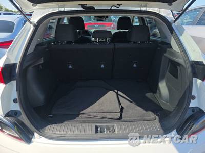 2023 Hyundai Kona Electric SE - zdjęcie 16 z 23 - miniatura