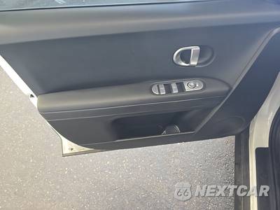 2024 Hyundai IONIQ 5 SEL - zdjęcie 9 z 27 - miniatura