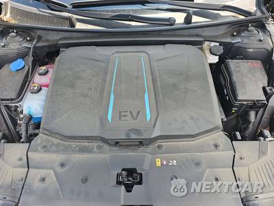 2024 Hyundai IONIQ 5 Limited - zdjęcie 16 z 27 - miniatura