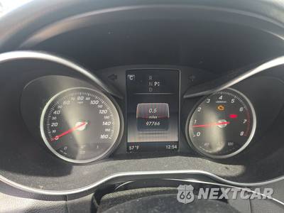 2016 Mercedes-Benz C 300 - zdjęcie 12 z 35 - miniatura