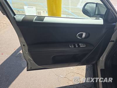 2024 Hyundai IONIQ 5 SE - zdjęcie 9 z 25 - miniatura
