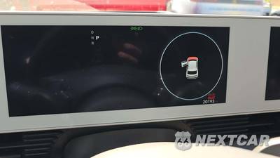 2023 Hyundai IONIQ 5 Limited - zdjęcie 18 z 33 - miniatura