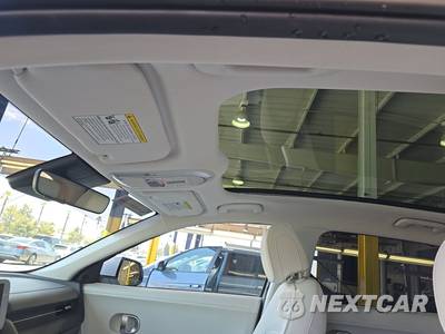 2023 Hyundai IONIQ 5 Limited - zdjęcie 22 z 31 - miniatura