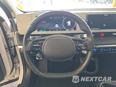2024 Hyundai IONIQ 5 SEL - zdjęcie 10 z 27 - miniatura