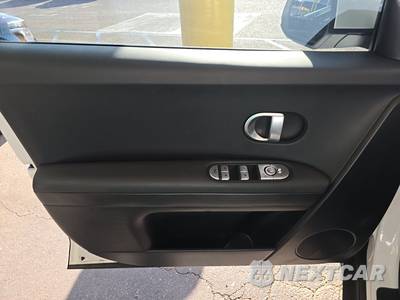 2024 Hyundai IONIQ 5 SEL - zdjęcie 9 z 36 - miniatura