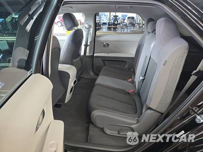 2024 Hyundai IONIQ 5 SE - zdjęcie 13 z 27 - miniatura
