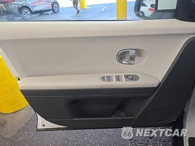 2024 Hyundai IONIQ 5 SEL - zdjęcie 9 z 27 - miniatura