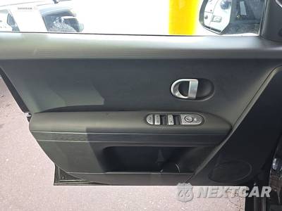 2024 Hyundai IONIQ 5 SEL - zdjęcie 9 z 33 - miniatura