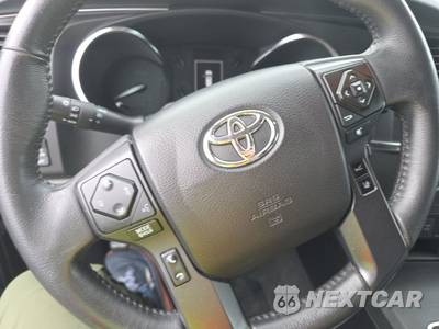 2021 Toyota Sequoia Limited - zdjęcie 10 z 25 - miniatura