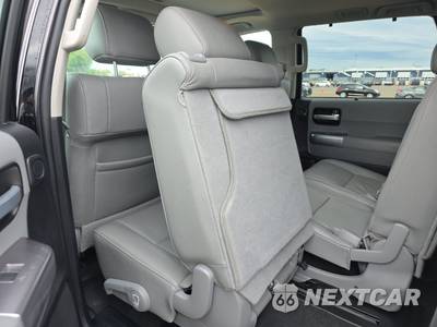 2021 Toyota Sequoia Limited - zdjęcie 13 z 25 - miniatura