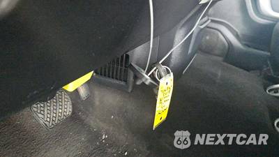 2018 Nissan TITAN XD SV Crew Cab Medium Bed - zdjęcie 19 z 83 - miniatura
