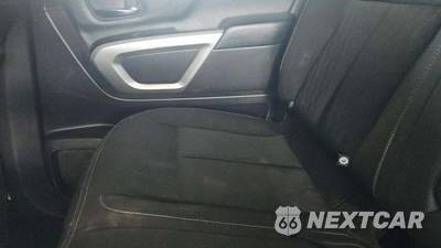 2018 Nissan TITAN XD SV Crew Cab Medium Bed - zdjęcie 38 z 83 - miniatura