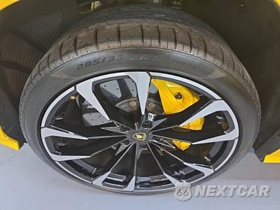 2024 Lamborghini Urus S - zdjęcie 25 z 58 - miniatura