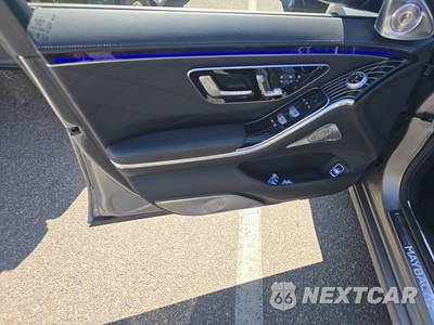 2023 Mercedes-Benz Maybach S 680 4MATIC - zdjęcie 9 z 27 - miniatura