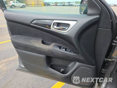 2015 Nissan Pathfinder SV - zdjęcie 9 z 19 - miniatura