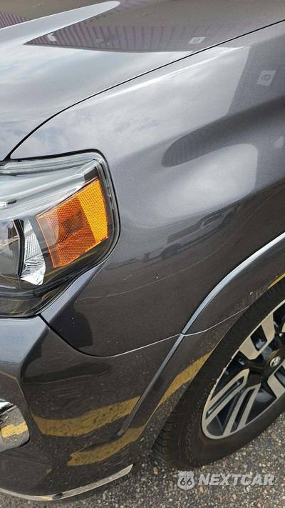 2022 Toyota 4Runner Limited - zdjęcie 32 z 38 - miniatura