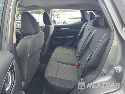 2017 Nissan Rogue Sport SV - zdjęcie 13 z 35 - miniatura