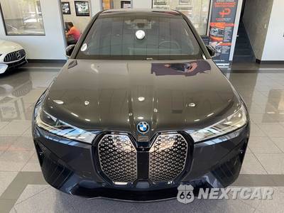 2022 BMW iX Sports Activity Vehicle xDrive50 - zdjęcie 9 z 53 - miniatura