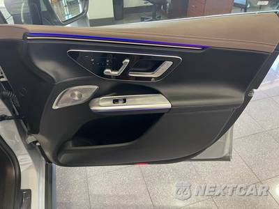 2023 Mercedes-Benz EQE 350+ SUV - zdjęcie 36 z 52 - miniatura