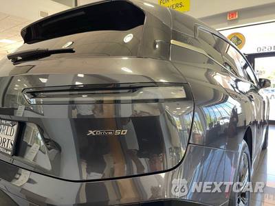 2022 BMW iX Sports Activity Vehicle xDrive50 - zdjęcie 17 z 53 - miniatura