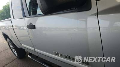2011 Nissan TITAN SV Extended Cab Medium Bed - zdjęcie 32 z 48 - miniatura
