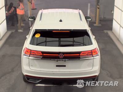 2025 Volkswagen Atlas Cross Sport 2.0T SE w/Technology - zdjęcie 5 z 32 - miniatura