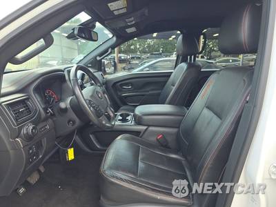 2021 Nissan TITAN PRO-4X Crew Cab Short Bed - zdjęcie 7 z 25 - miniatura