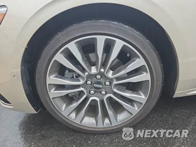 2017 Lincoln Continental Reserve - zdjęcie 8 z 25 - miniatura